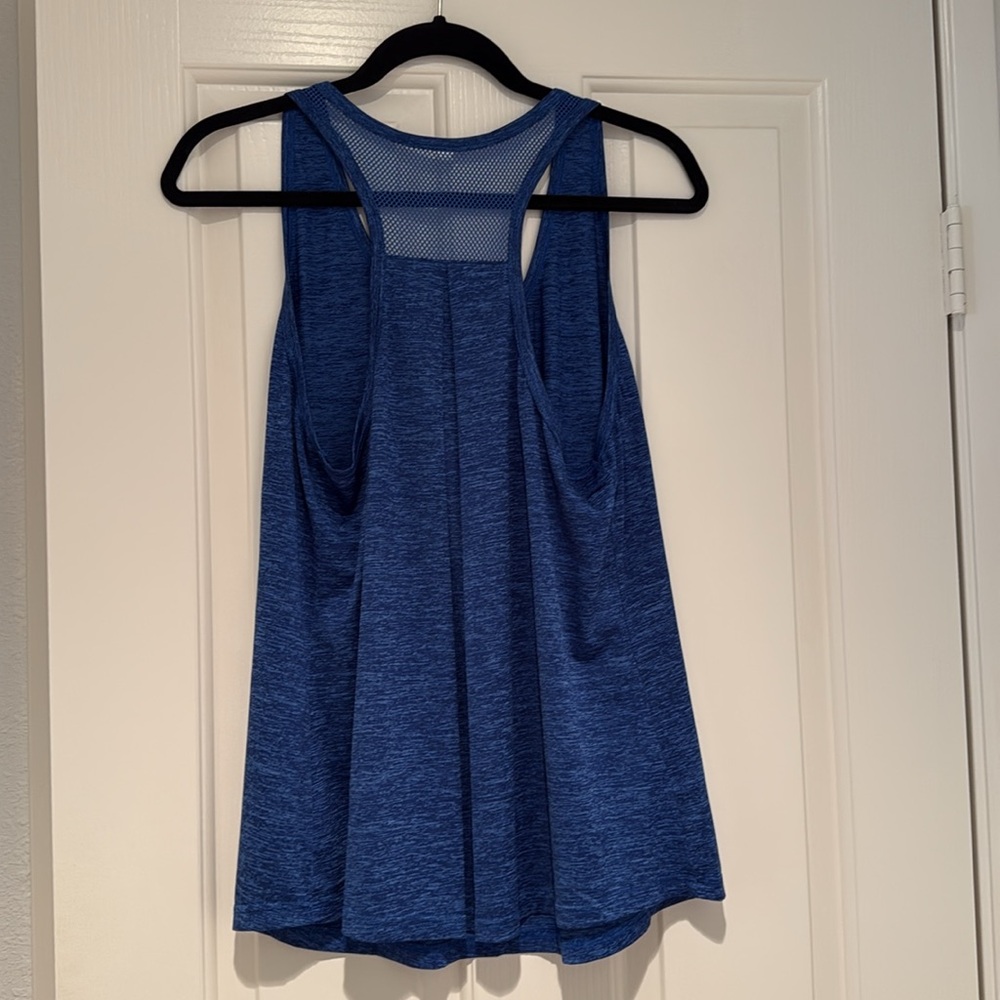 ICTIVE Women’s Razorback Active Top - Picture 2 of 5